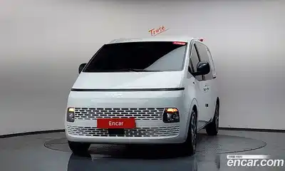 Hyundai Staria 2025 2.2 гидро в Москве № 1416939, миниатюра 2