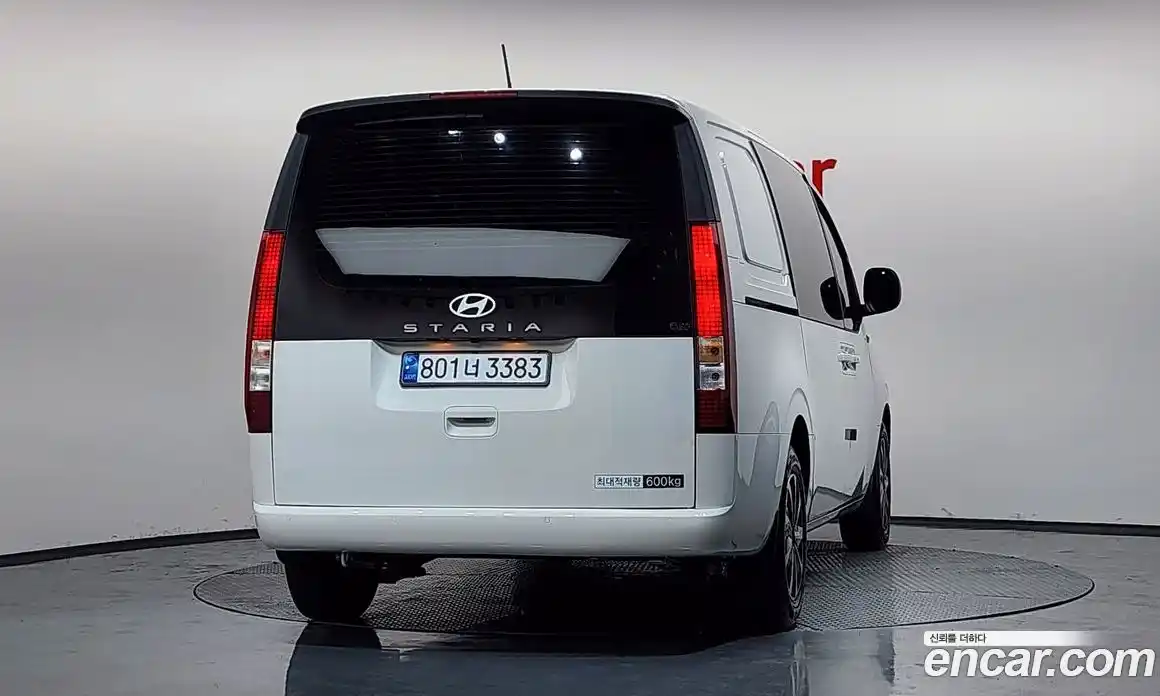 Hyundai Staria 2025 2.2 гидро в Москве № 1416939, фото 3