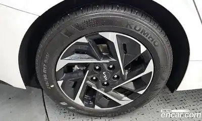 Kia K5 2025 2.0 гидро в Москве № 1417714, миниатюра 4
