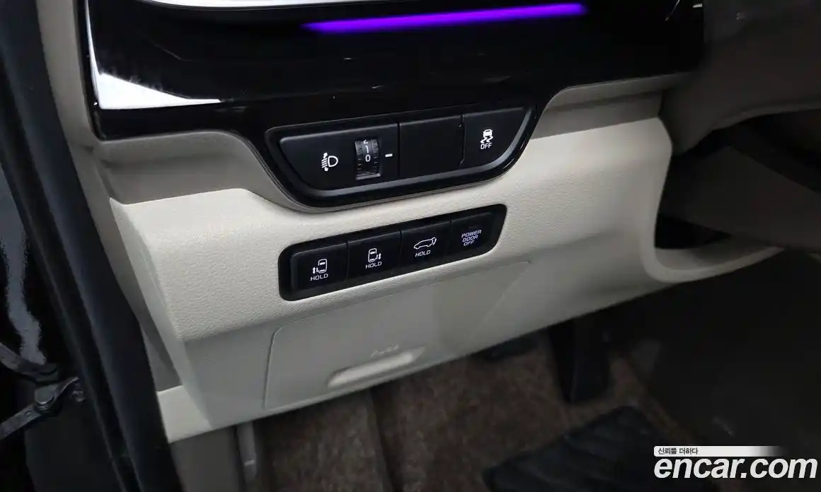 Kia Canival 2025 3.5 гидро в Москве № 1418092, фото 27