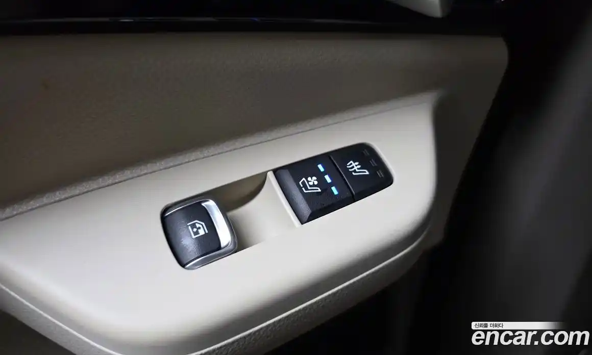 Kia Canival 2025 3.5 гидро в Москве № 1418092, фото 36