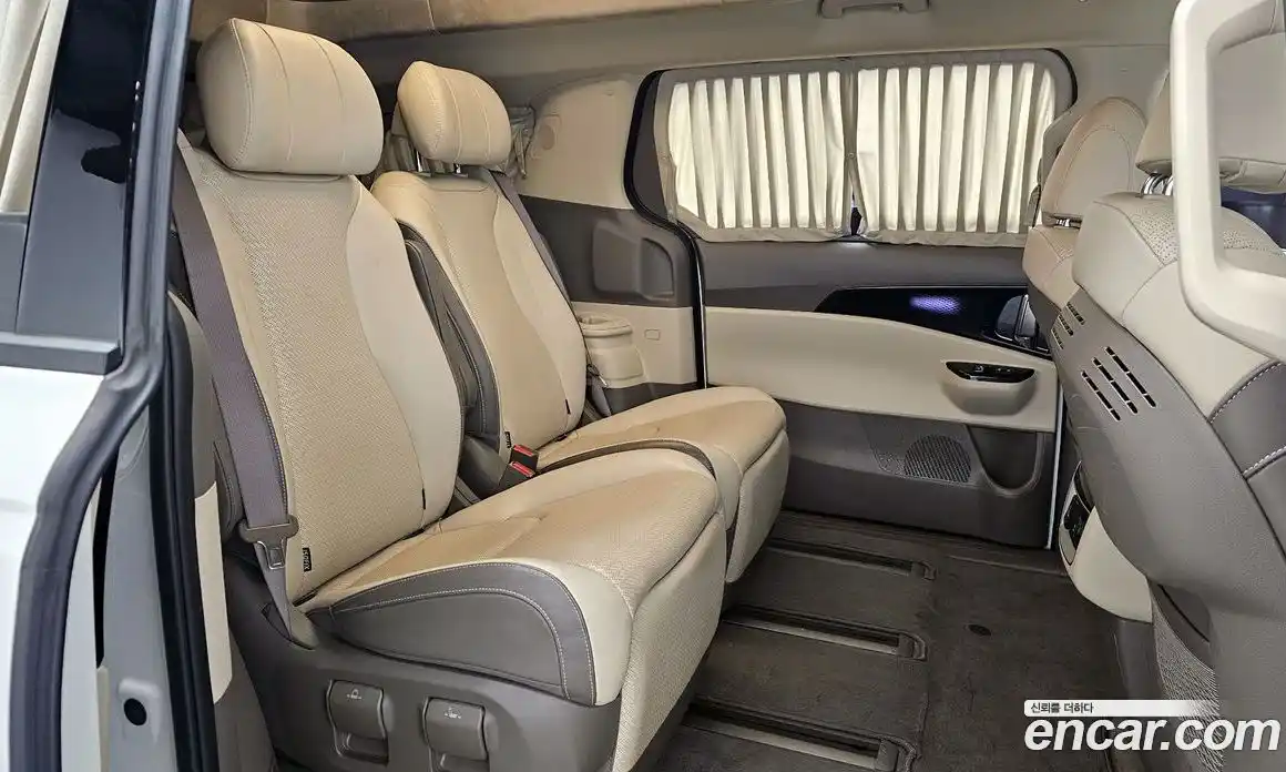 Kia Canival 2023 3.5 гидро в Москве № 1418175, фото 17