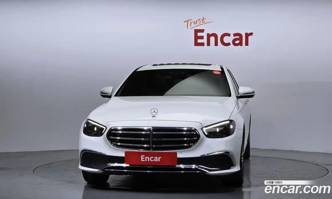 Mercedes-Benz E-Class 2022 2.0 гидро в Москве, фото 3