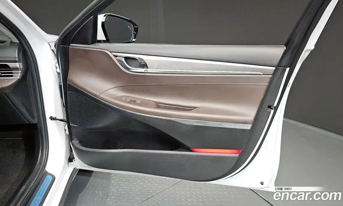 Hyundai Grandeur 2022 3.0 гидро в Москве № 1537228, фото 15