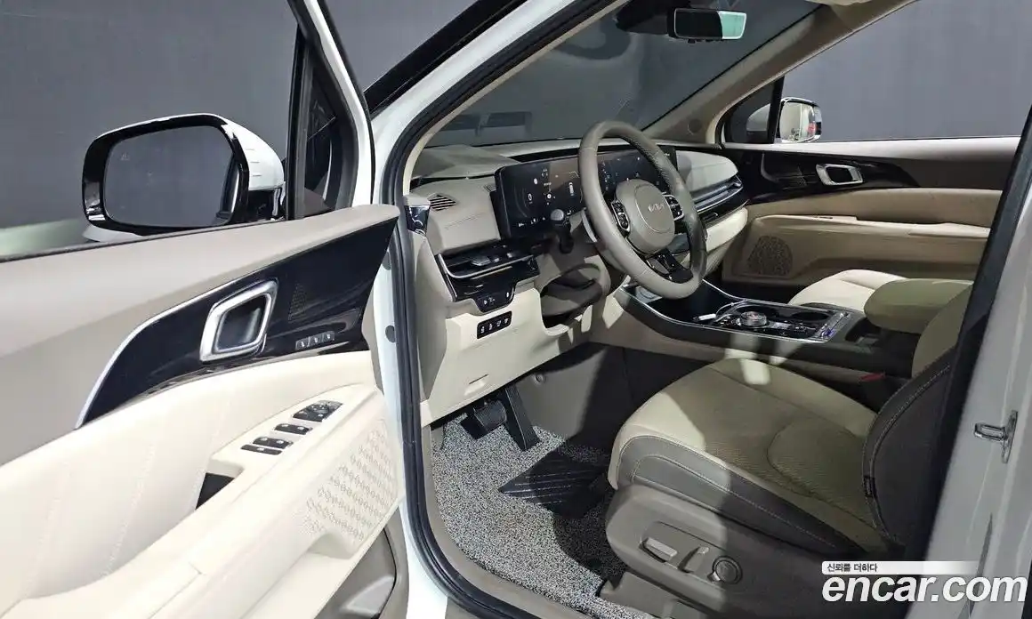 Kia Canival 2024 3.5 гидро в Москве № 1537872, фото 13