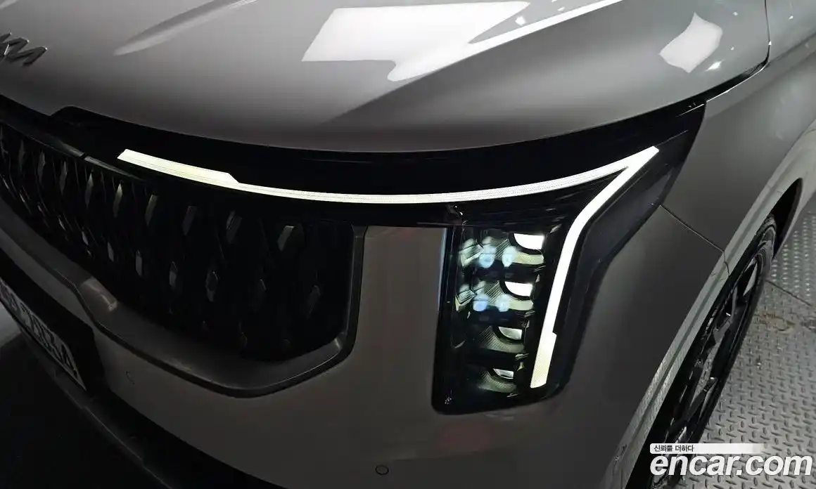 Kia Canival 2024 3.5 гидро в Москве № 1537872, фото 8