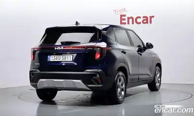 Kia Seltos 2023 2.0 гидро в Москве № 1538044, миниатюра 2