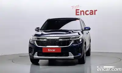 Kia Seltos 2023 2.0 гидро в Москве № 1538044, миниатюра 3