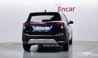 Kia Seltos 2023 2.0 гидро в Москве № 1538044, миниатюра 4