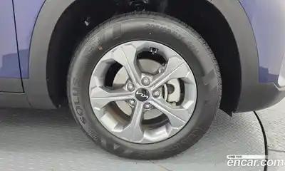 Kia Seltos 2023 2.0 гидро в Москве № 1538044, миниатюра 7