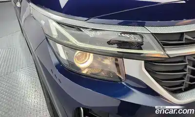 Kia Seltos 2023 2.0 гидро в Москве № 1538044, миниатюра 8