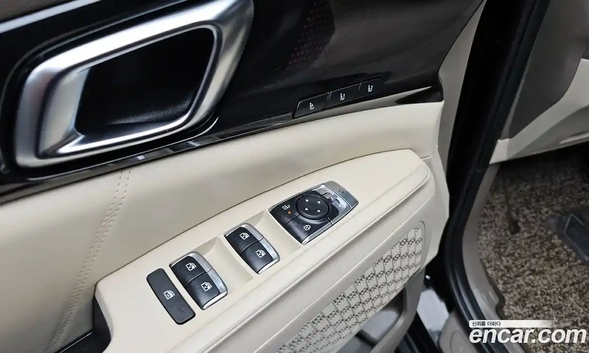 Kia Canival 2025 3.5 гидро в Москве № 1538144, фото 30