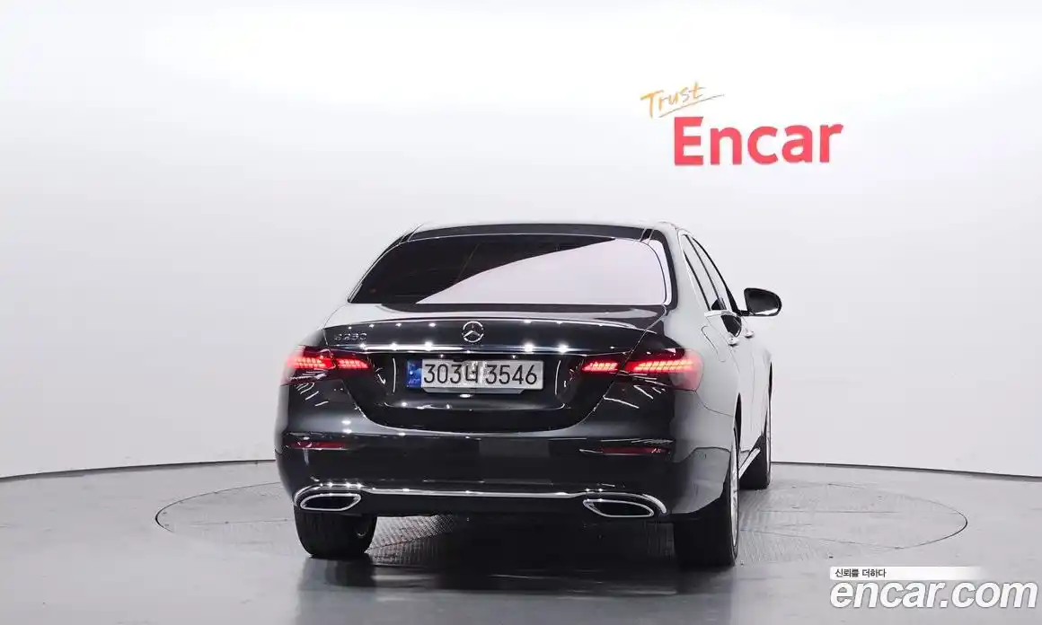 Mercedes-Benz E-Class 2020 2.0 гидро в Москве, фото 4