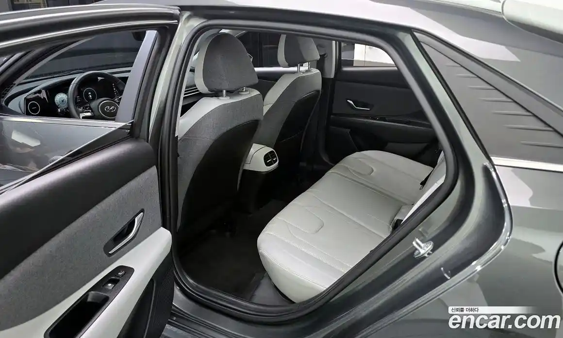 Hyundai Avante 2022 1.6 гидро в Москве № 1610594, фото 16