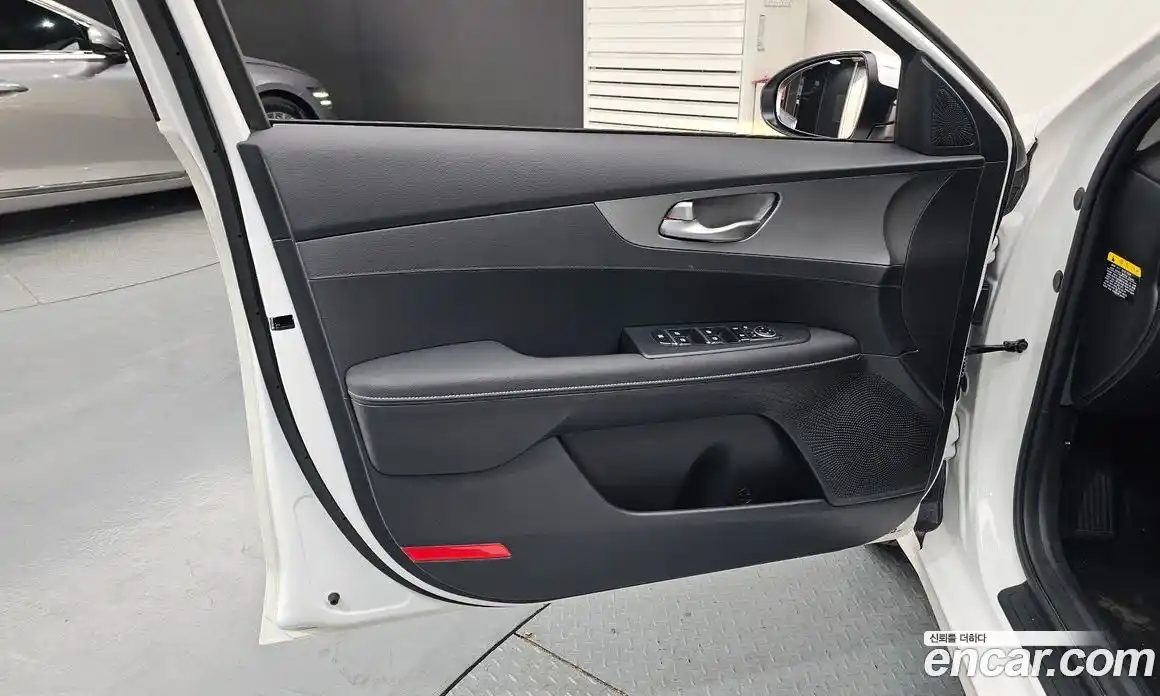 Kia K3 2019 1.6 гидро в Москве № 1611000, фото 14