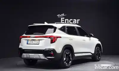 Kia Seltos 2023 1.6 гидро в Москве № 1611218, миниатюра 2