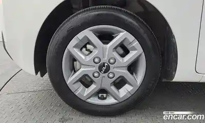 Kia Ray 2024 1.0 гидро в Москве № 1611312, миниатюра 5