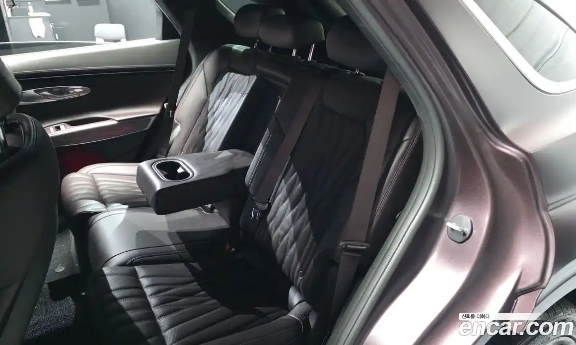Genesis GV70 2021 2.5 гидро в Москве, фото 16