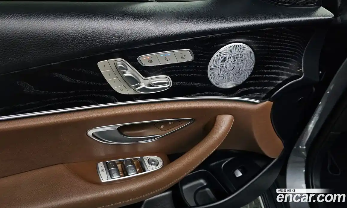 Mercedes-Benz E-Class 2018 2.0 гидро в Москве № 161970, фото 18