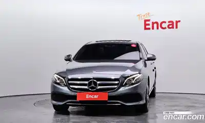 Mercedes-Benz E-Class 2018 2.0 гидро в Москве № 161970, миниатюра 3