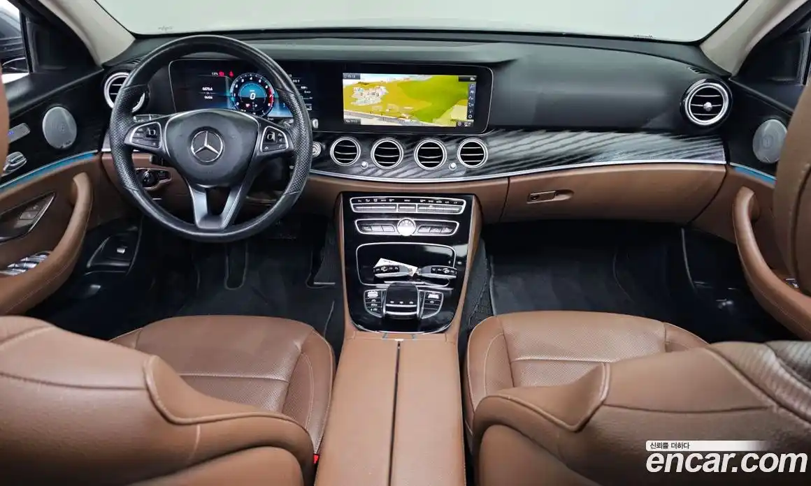 Mercedes-Benz E-Class 2018 2.0 гидро в Москве № 161970, фото 7