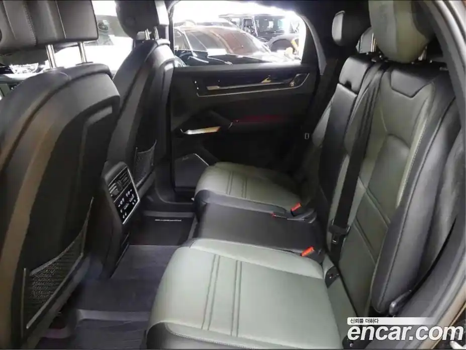 Porsche Cayenne 2024 3.0 гидро в Москве № 165894, фото 15