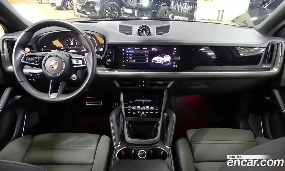 Porsche Cayenne 2024 3.0 гидро в Москве № 165894, фото 4