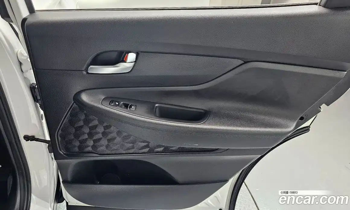 Hyundai Santa Fe 2021 2.2 гидро в Москве № 1684114, фото 15