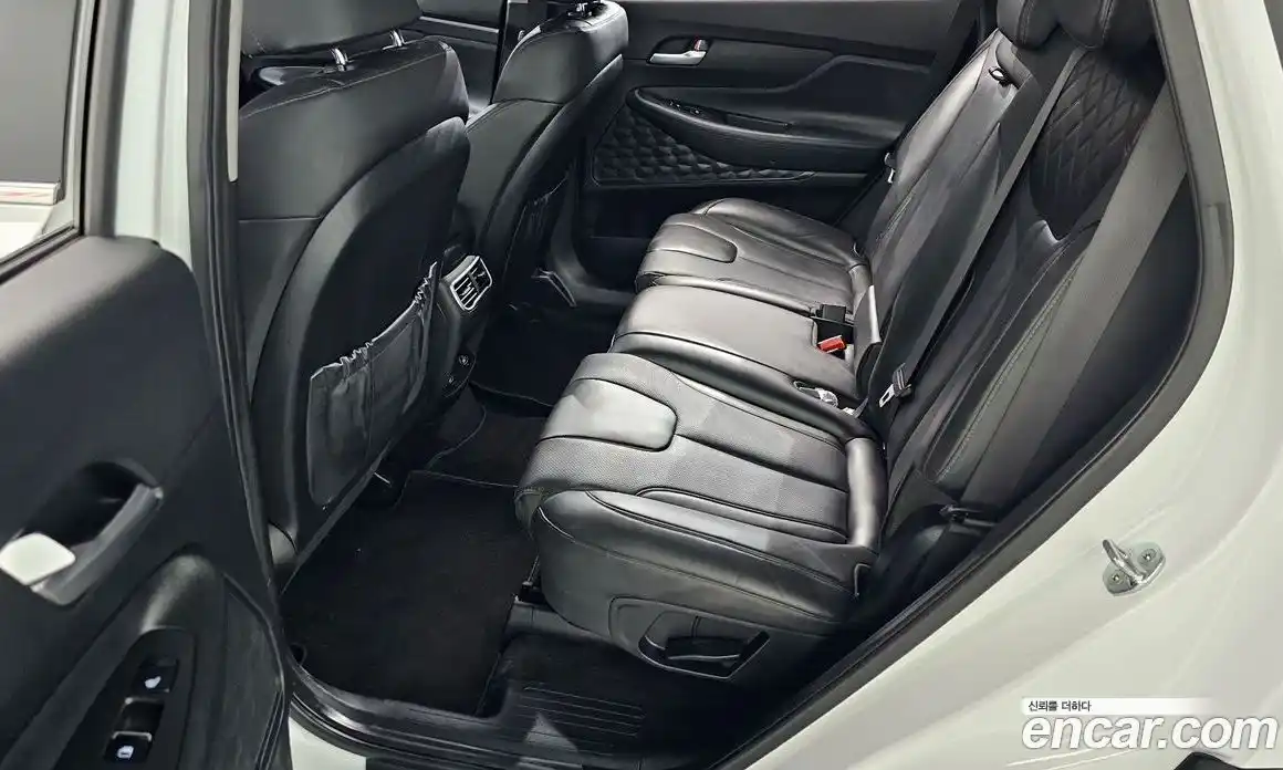 Hyundai Santa Fe 2021 2.2 гидро в Москве № 1684114, фото 16