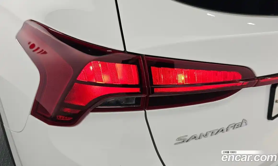 Hyundai Santa Fe 2021 2.2 гидро в Москве № 1684114, фото 9