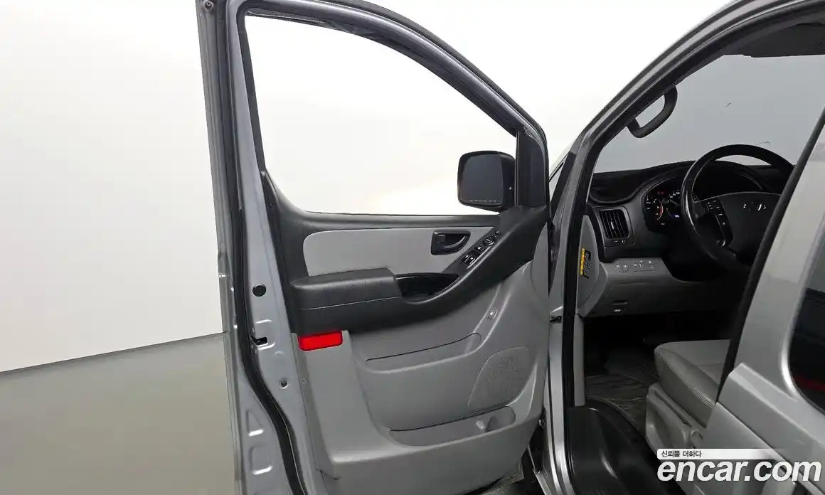 Hyundai Starex 2019 2.5 гидро в Москве № 1684223, фото 14