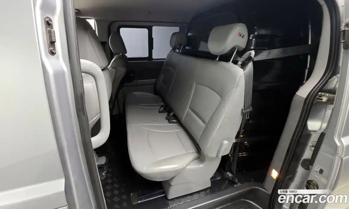 Hyundai Starex 2019 2.5 гидро в Москве № 1684223, фото 16