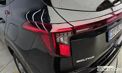 Kia Seltos 2023 2.0 гидро в Москве № 1684598, миниатюра 9