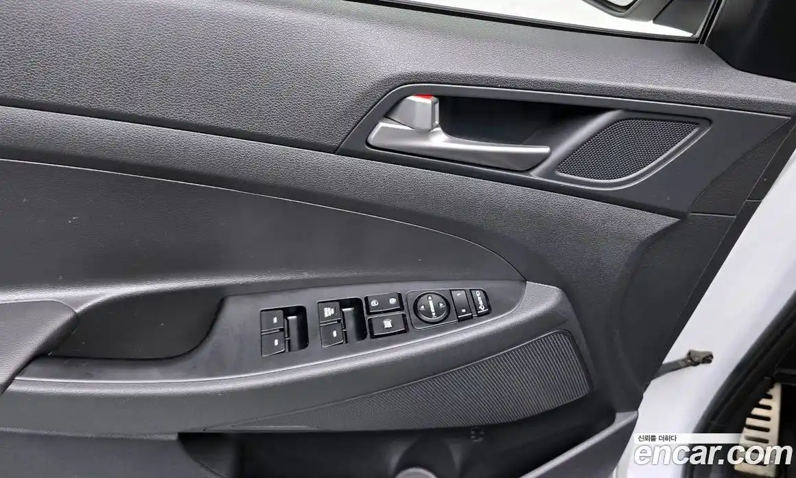 Hyundai Tucson 2017 2.0 гидро в Москве № 1757894, фото 23