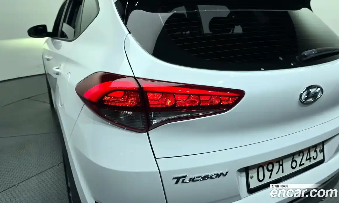 Hyundai Tucson 2017 2.0 гидро в Москве № 1757894, фото 9