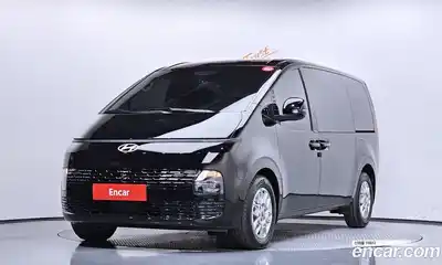 Hyundai Staria, 2025