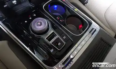 Kia Canival 2023 3.5 гидро в Москве № 1831732, миниатюра 12
