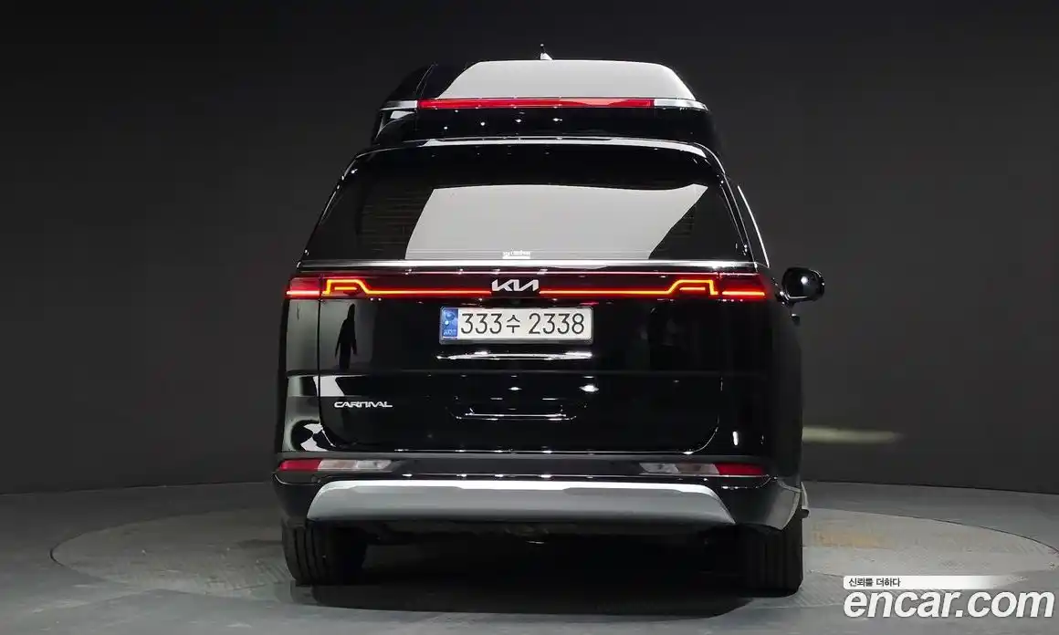 Kia Canival 2023 3.5 гидро в Москве № 1831732, фото 4