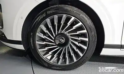 Hyundai Grandeur 2024 2.5 гидро в Москве № 1903405, миниатюра 5