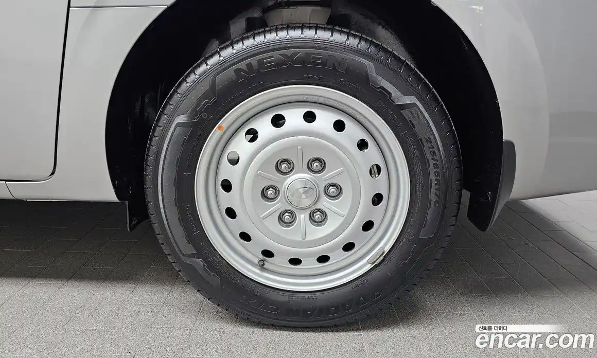 Hyundai Staria 2024 2.2 гидро в Москве № 1903553, фото 7