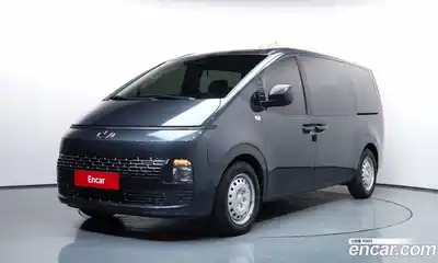 Hyundai Staria, 2023