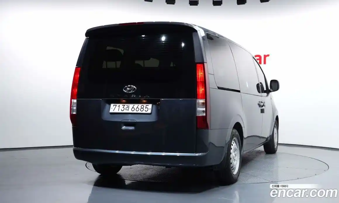 Hyundai Staria 2023 2.2 гидро в Москве № 1903733, фото 4