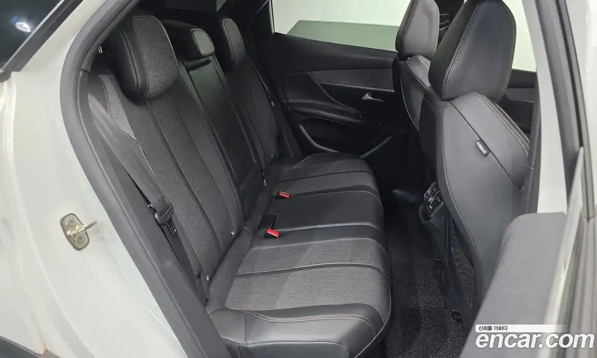 Peugeot 3008 2018 1.6 гидро в Москве, фото 17
