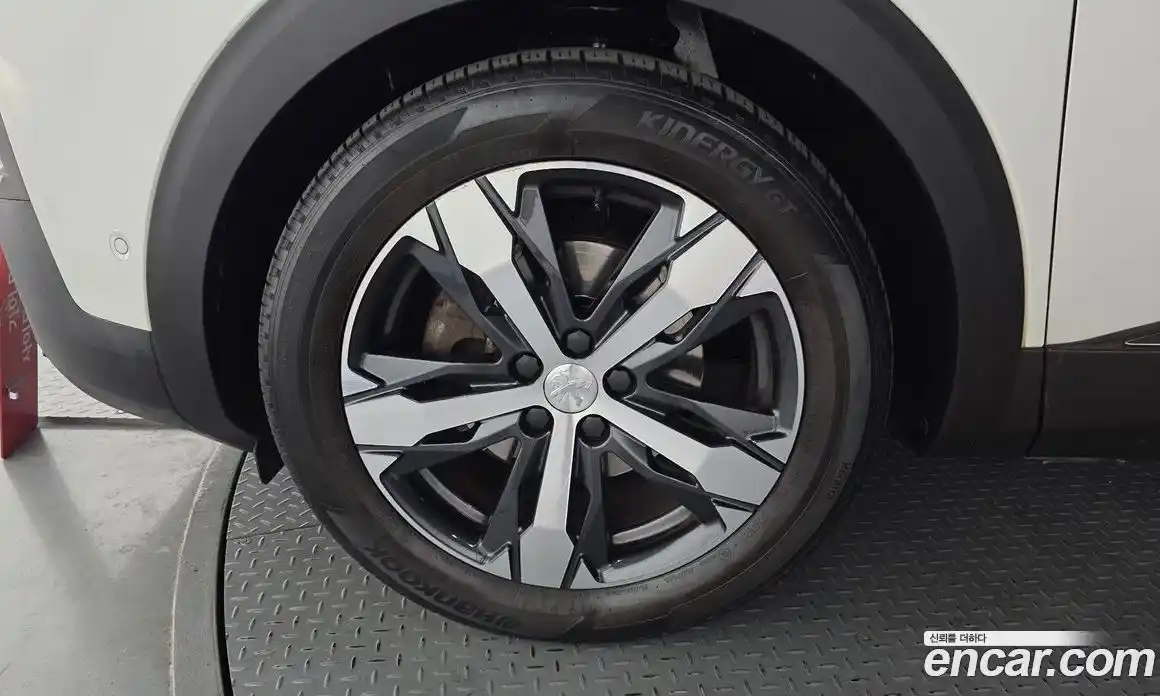 Peugeot 3008 2018 1.6 гидро в Москве, фото 5