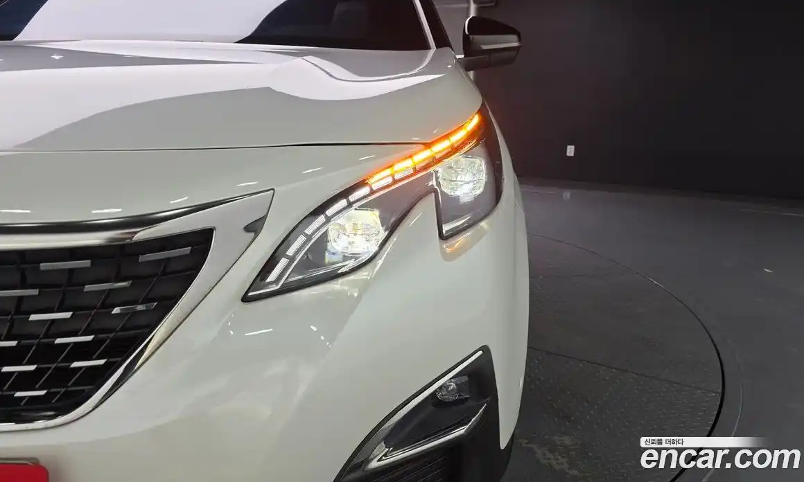 Peugeot 3008 2018 1.6 гидро в Москве, фото 8