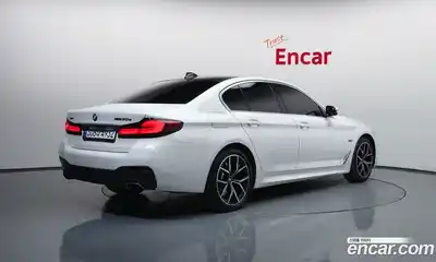 BMW 5-Series, 2022