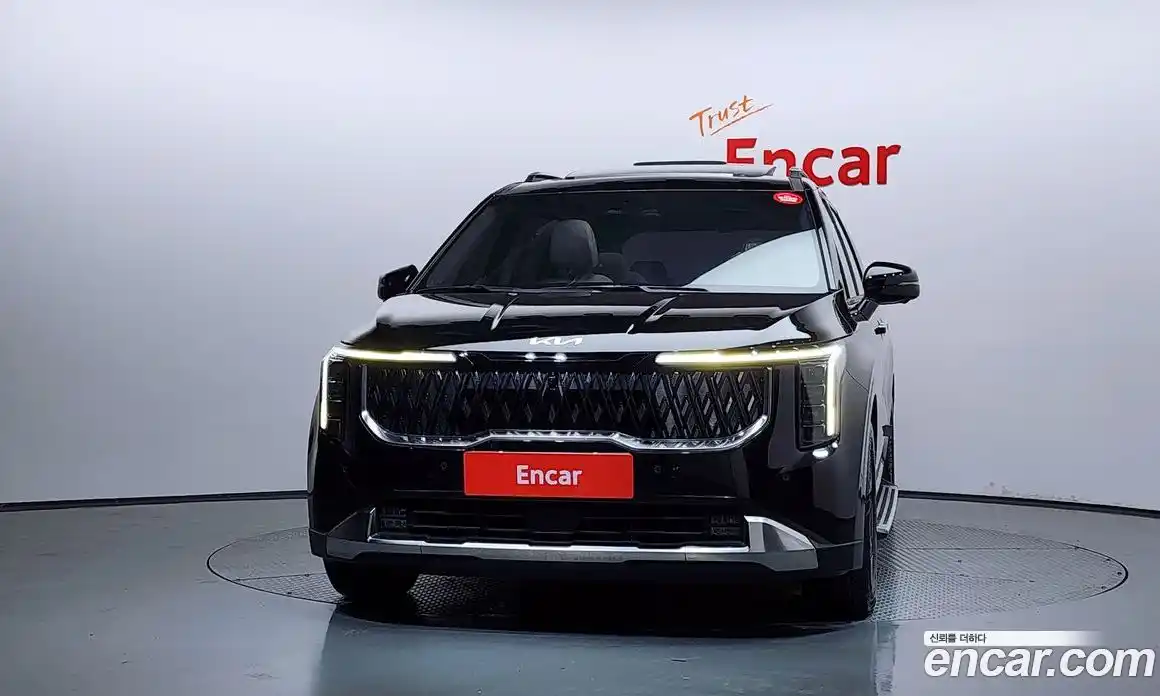 Kia Canival 2024 3.5 гидро в Москве № 1904823, фото 3