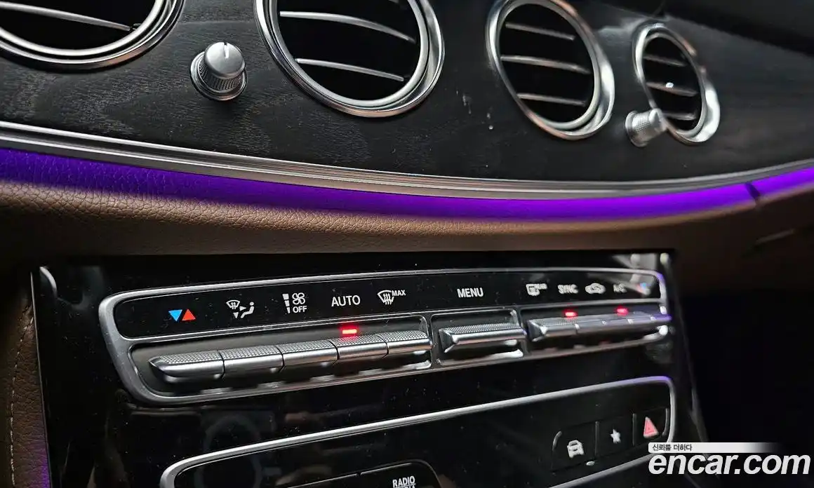 Mercedes-Benz E-Class 2023 2.0 гидро в Москве № 1905511, фото 30