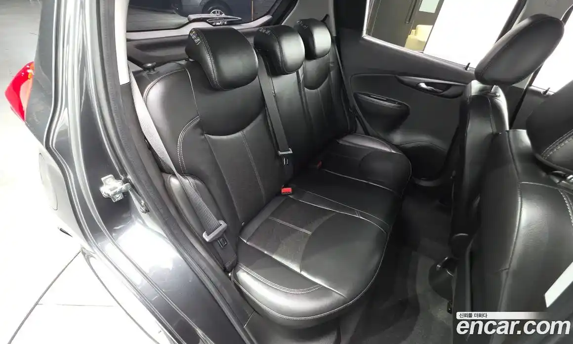Chevrolet Spark 2016 1.0 гидро в Москве, фото 16