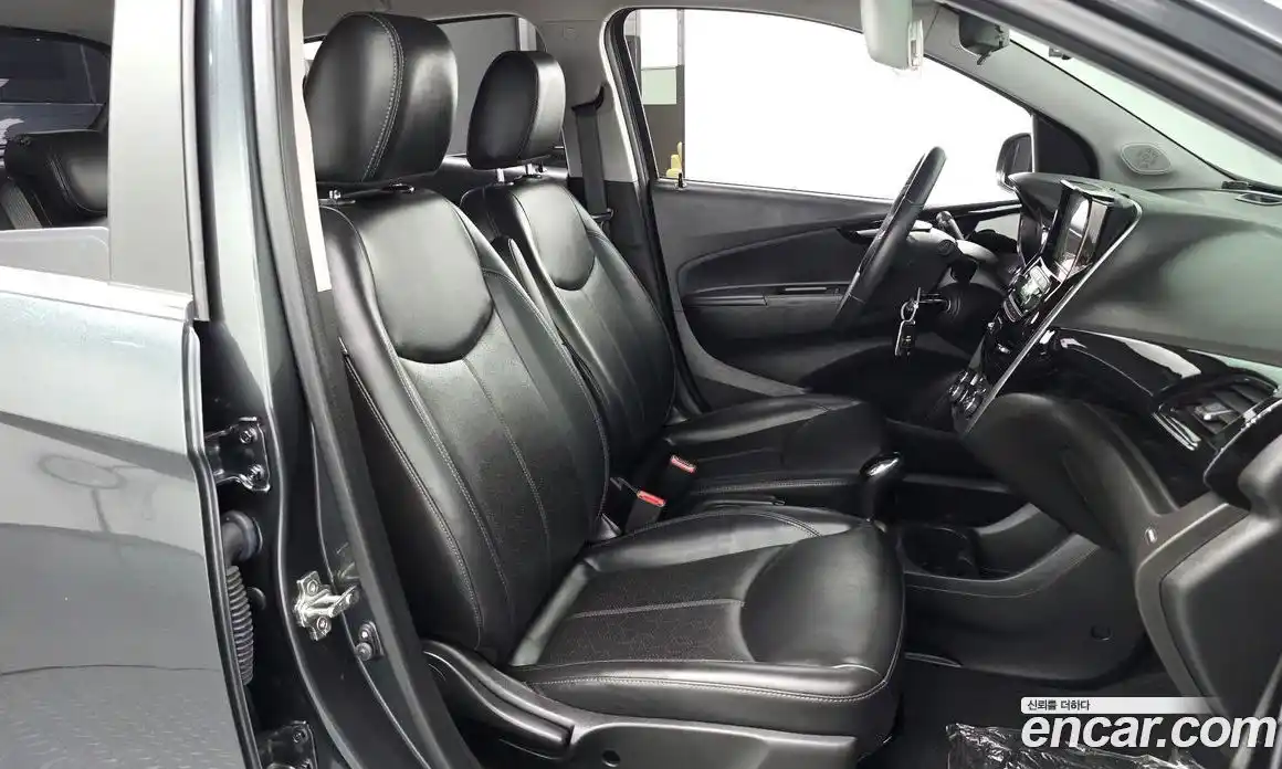 Chevrolet Spark 2016 1.0 гидро в Москве, фото 17